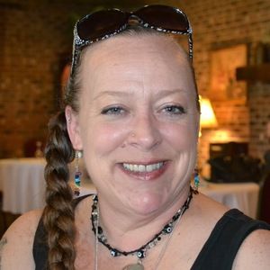 Meet your Posher, Tracy